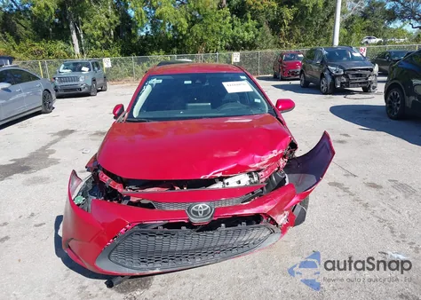 2020 Toyota Corolla Le z USA, uszkodzony, nr VIN 5YFEPRAE8LP072199